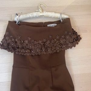 Catherine Regehr OFF SHOULDER GOWN WITH APPLEBLOSSOM & GEM COLLAR Brown size 2